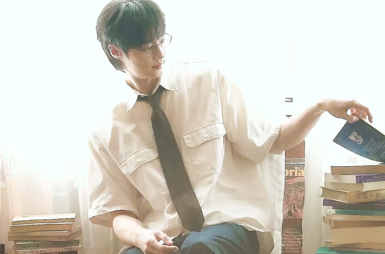 KwYgWH.gif