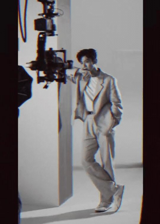 LBVrYS.gif
