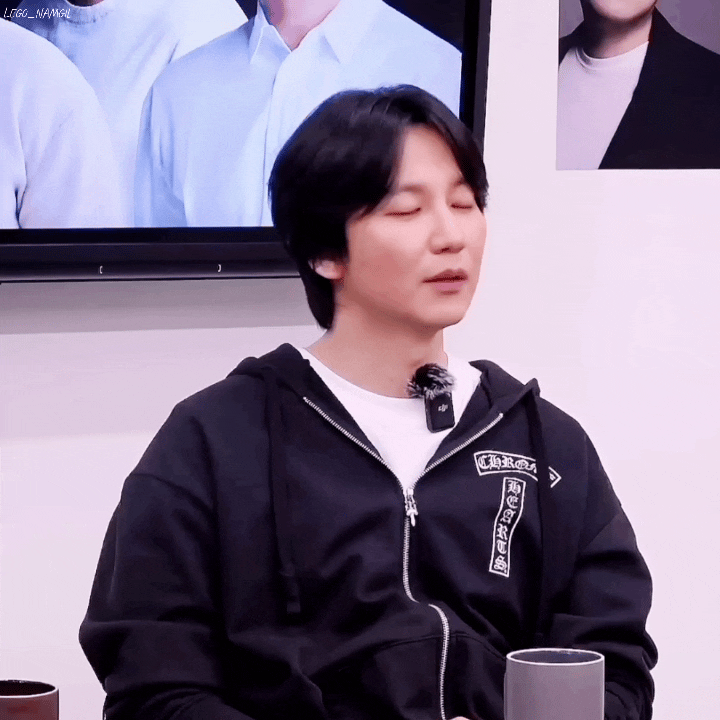 LJyxkv.gif