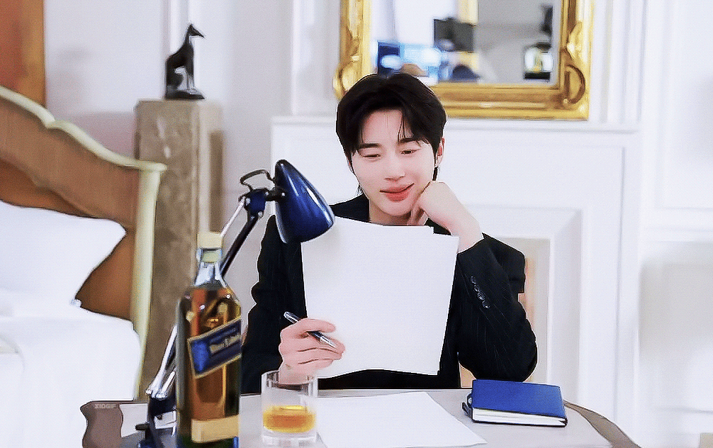 LQvoZA.gif