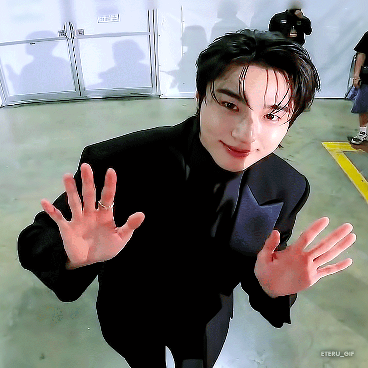 LSfsjF.gif