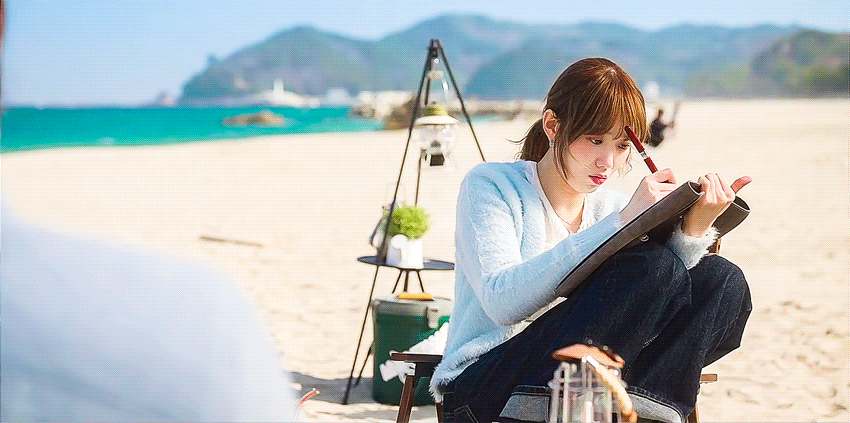 LqbAzh.gif