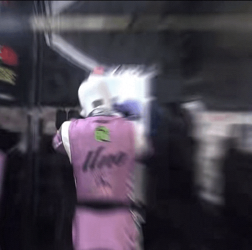 LrKnMk.gif