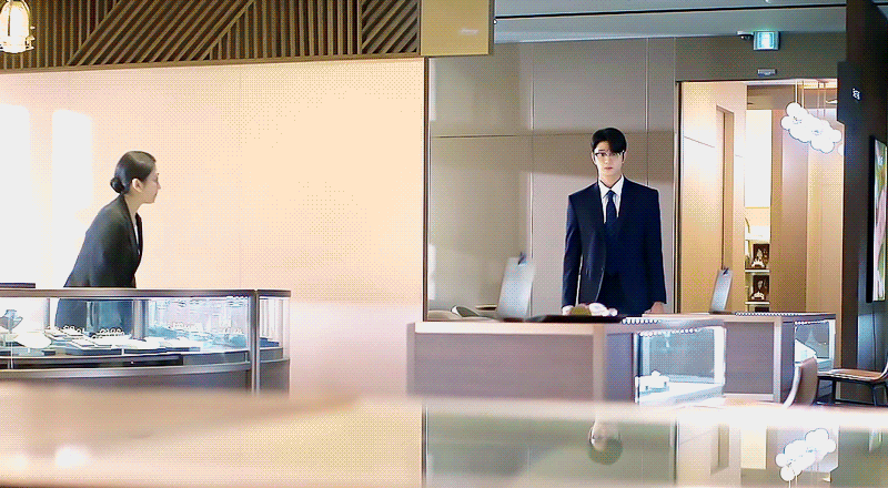 MSXMRq.gif