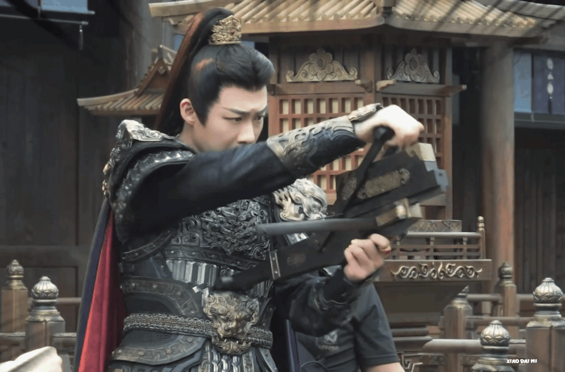 MUASVF.gif