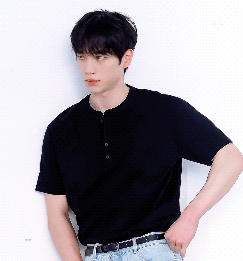 MXtNhE.gif