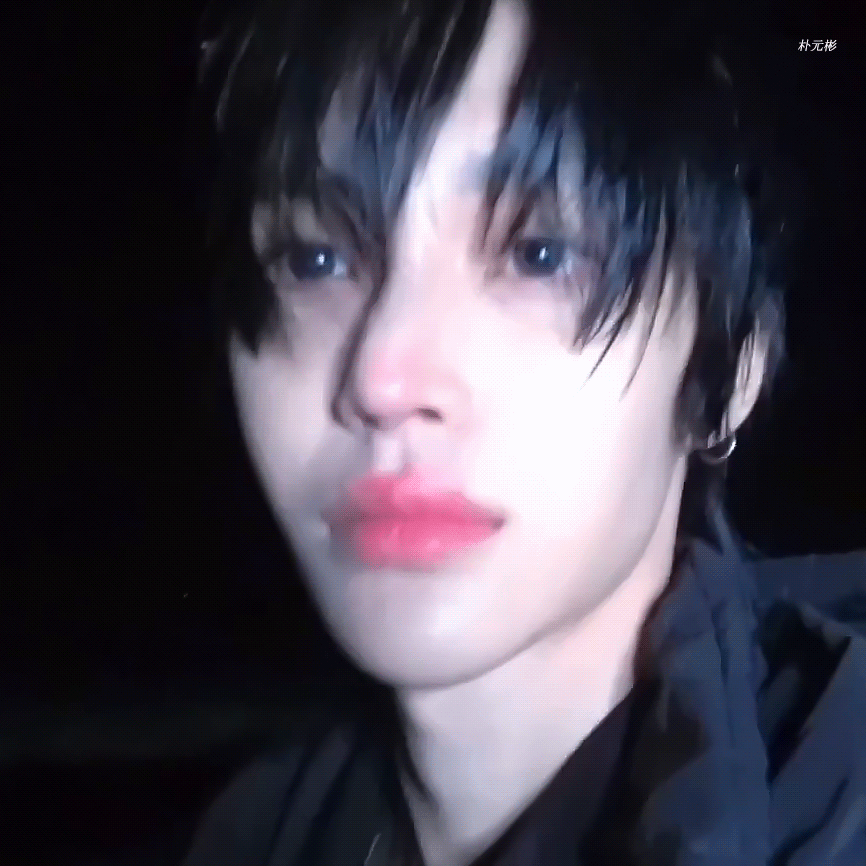 MYMheQ.gif