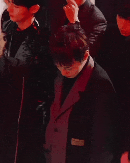 MYnFnX.gif