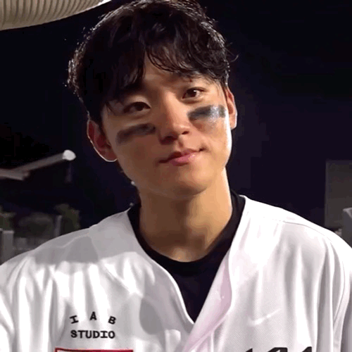 NTgDQP.gif
