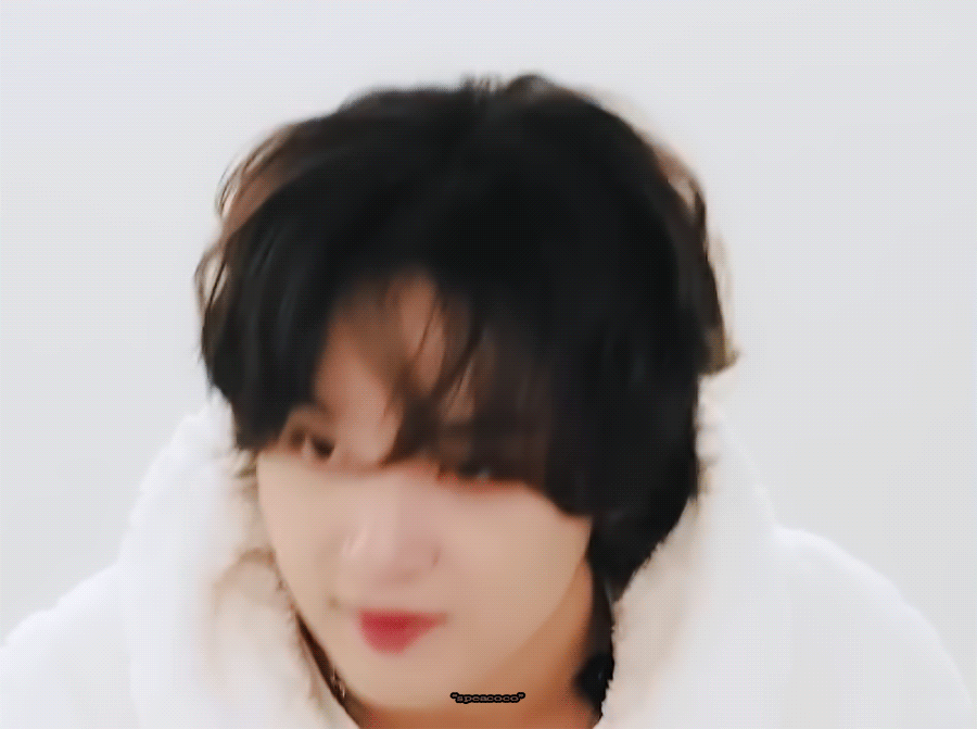 NUiCAa.gif
