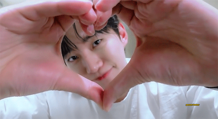 NxiUVO.gif
