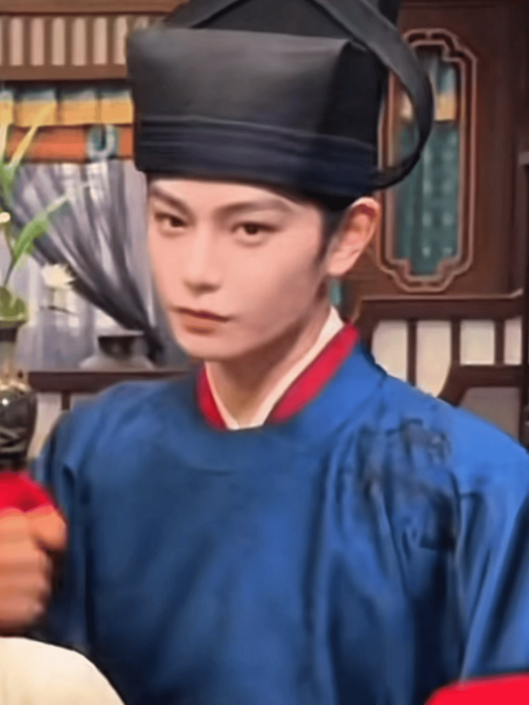 OQnGou.gif