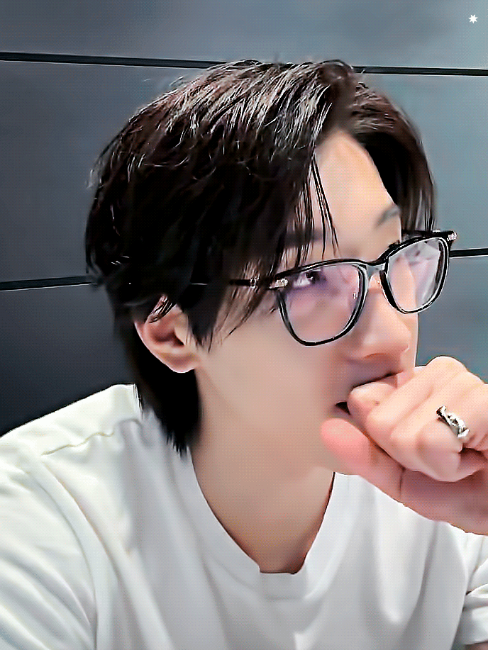 OQsfuH.gif