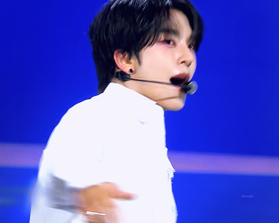 OpAGoG.gif
