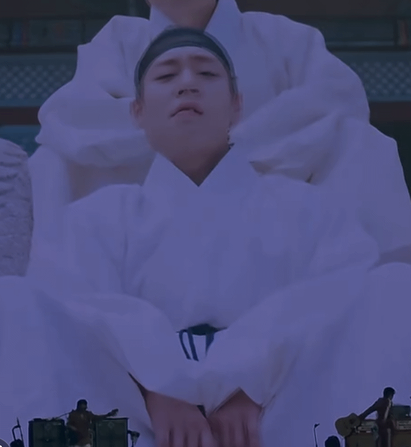 PMNUbB.gif