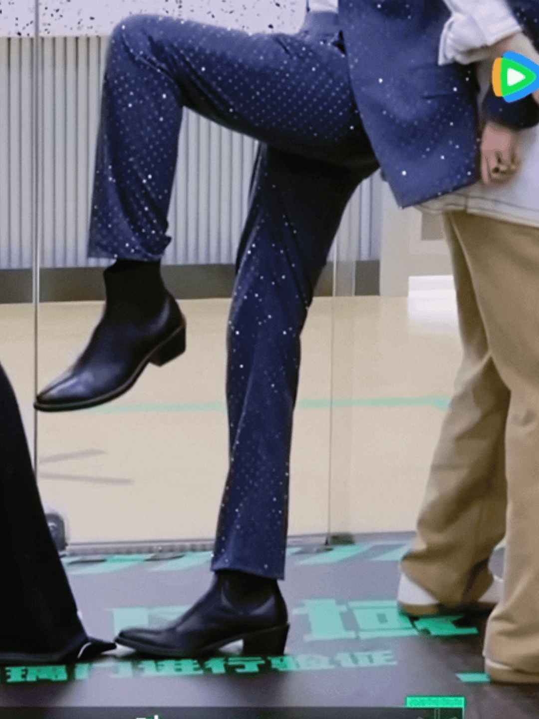 PPlxHN.gif