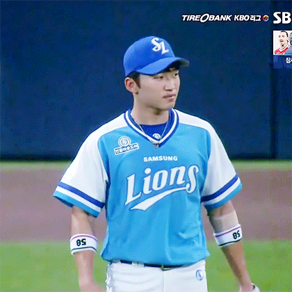 Pxhkuh.gif