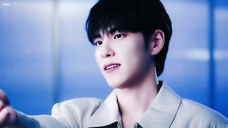 QJxKBk.gif