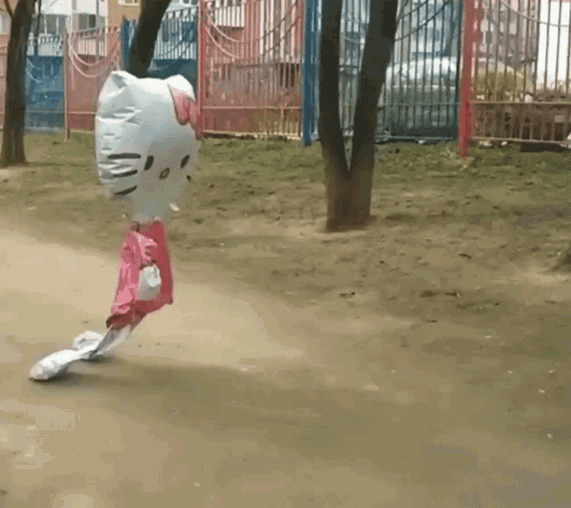 QOAWZm.gif
