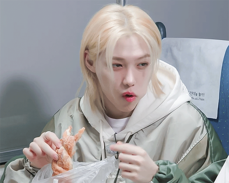 QckTkH.gif