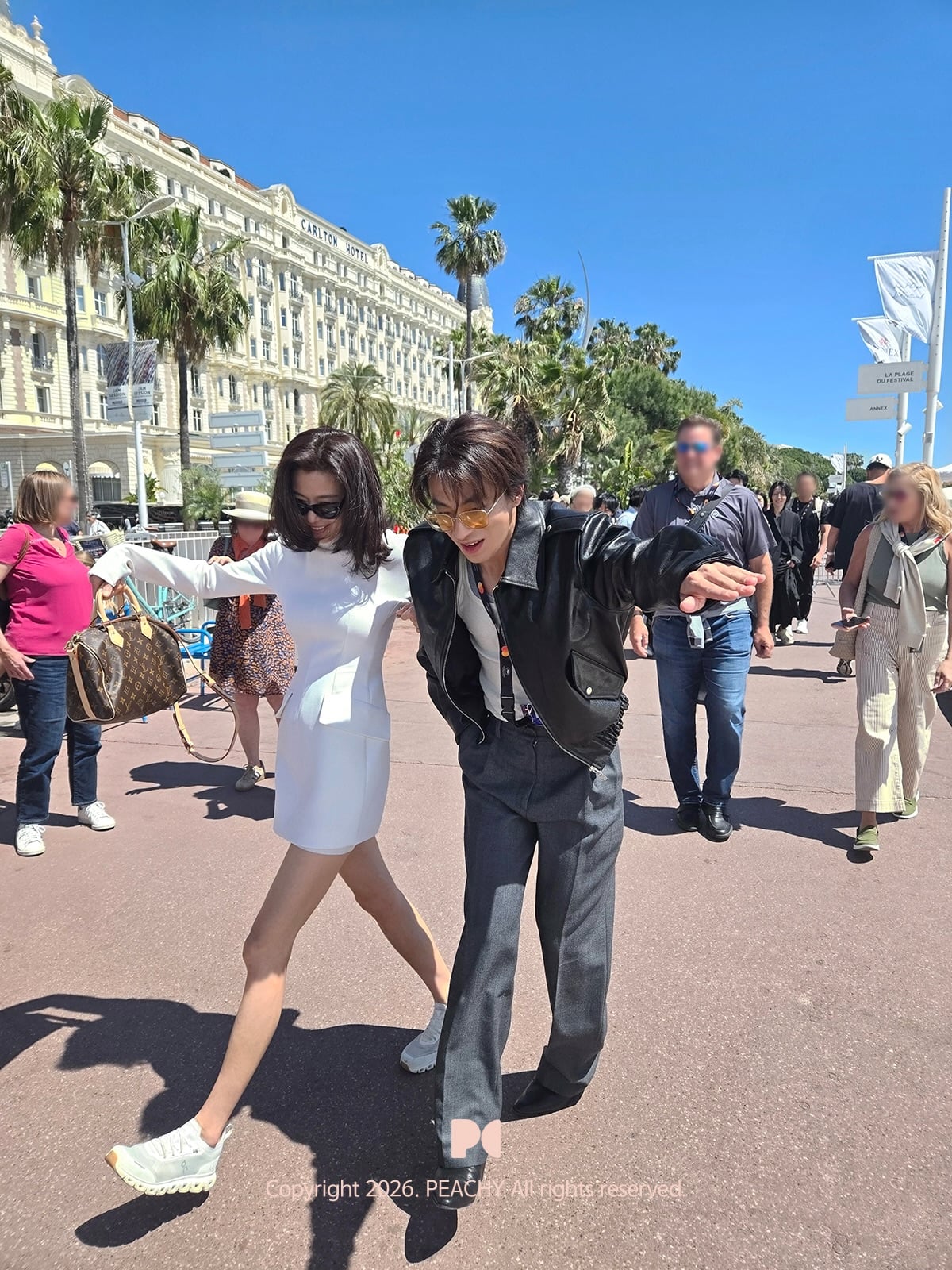 QmsgzV