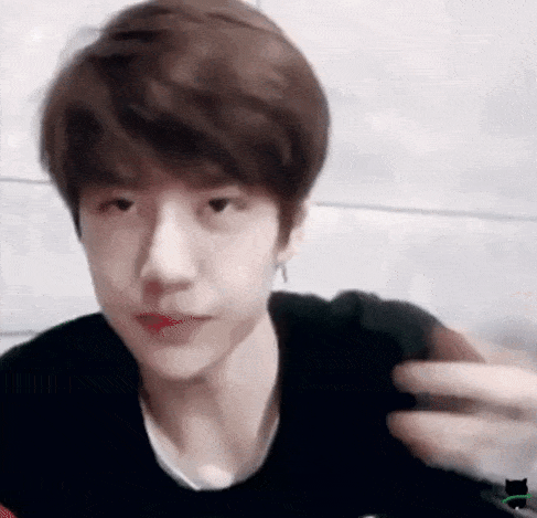 QtkCsT.gif