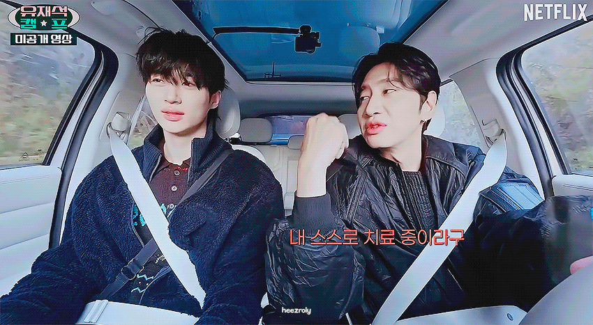 RAyobR.gif