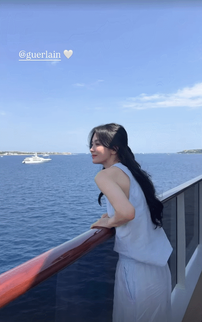 RHpAQz.gif