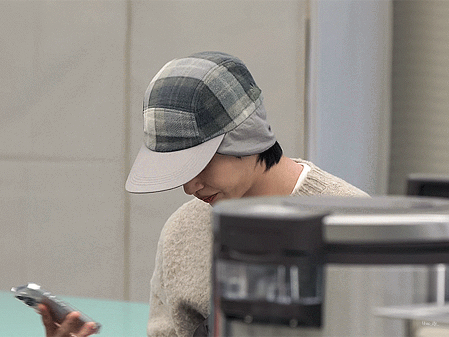 RISxBz.gif