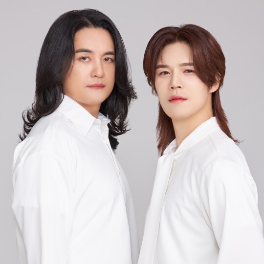 더쿠 - [단독] 결혼 노라조 원흠 조빈, 누구보다 기뻐해…통크게 현금 선물 (인터뷰)