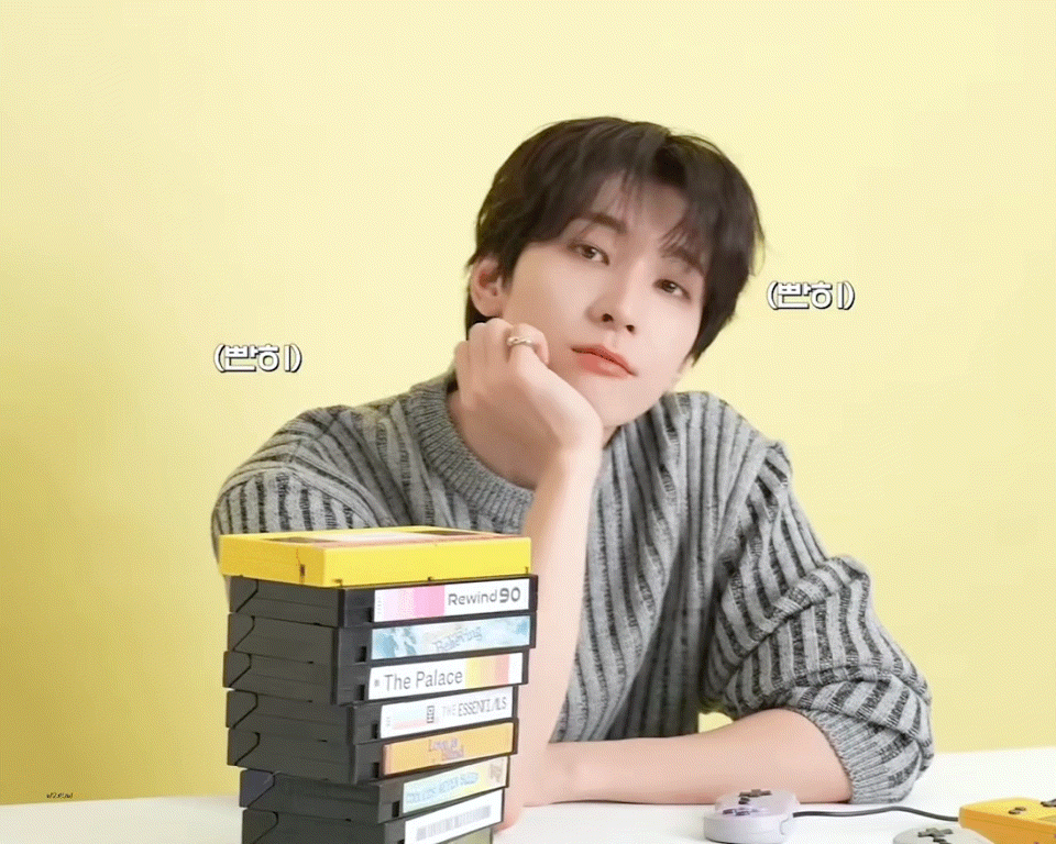 RXJLYi.gif
