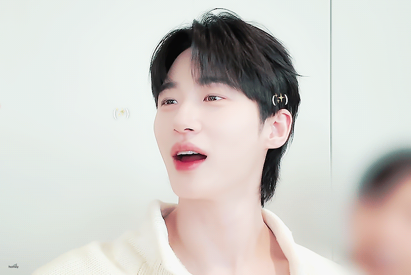 RZJkSQ.gif