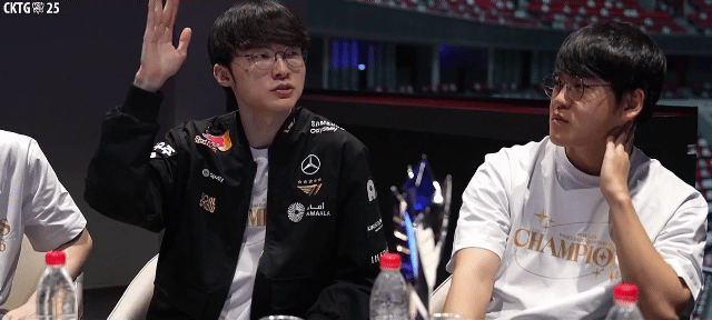 RlMCKC.gif