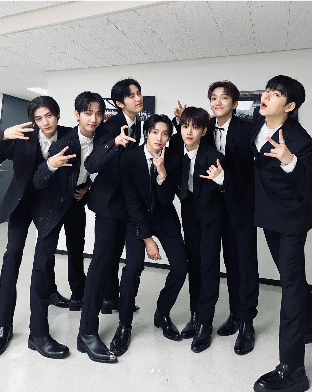 더쿠 - 지코랑 보넥도 한그룹같애ㅋㅋㅋ