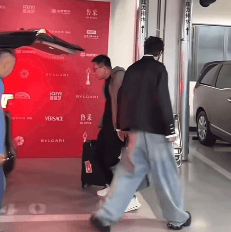 SbCUlL.gif