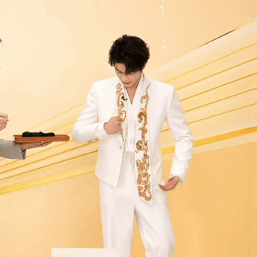 SgXXmR.gif