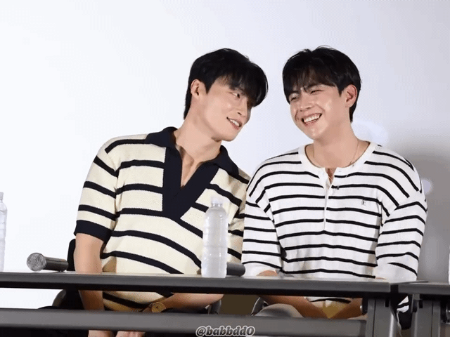 SkSqJr.gif