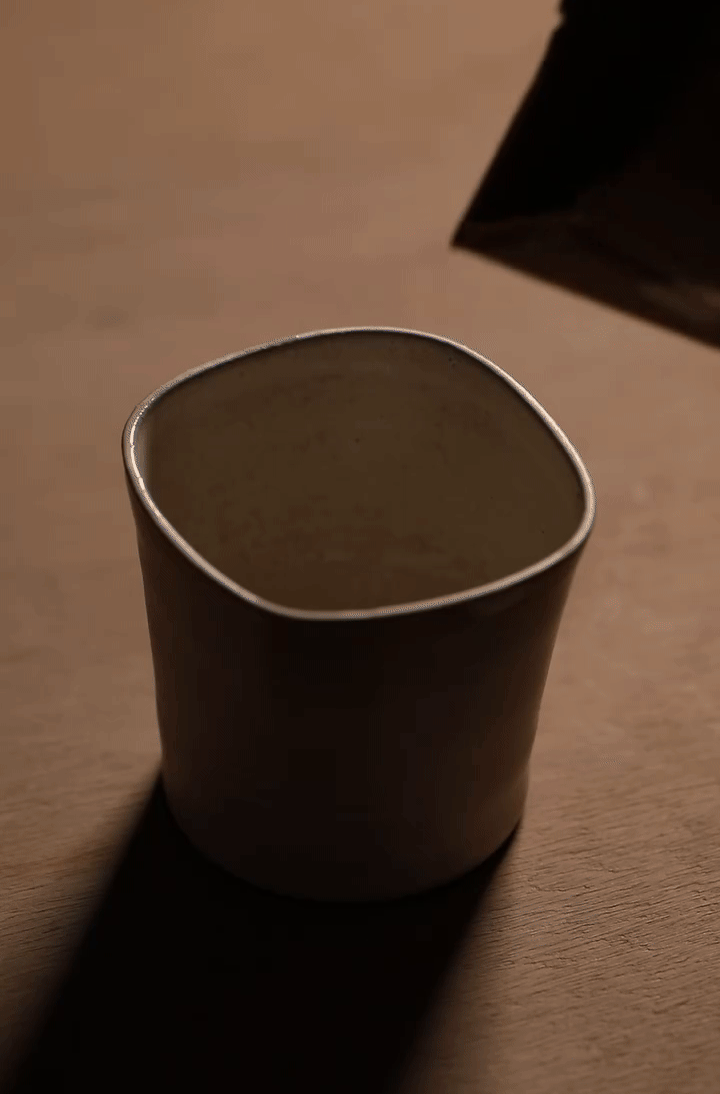 TfDzwM.gif