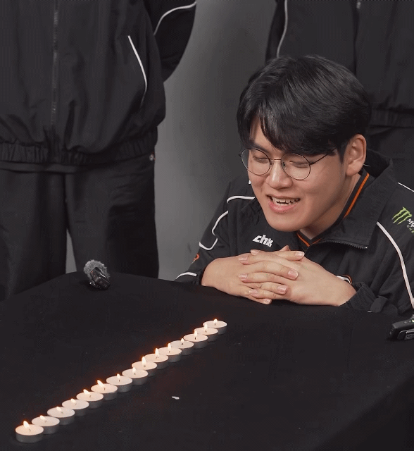 Thkyrw.gif