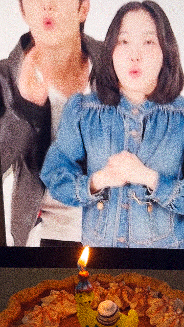 TiqYua.gif