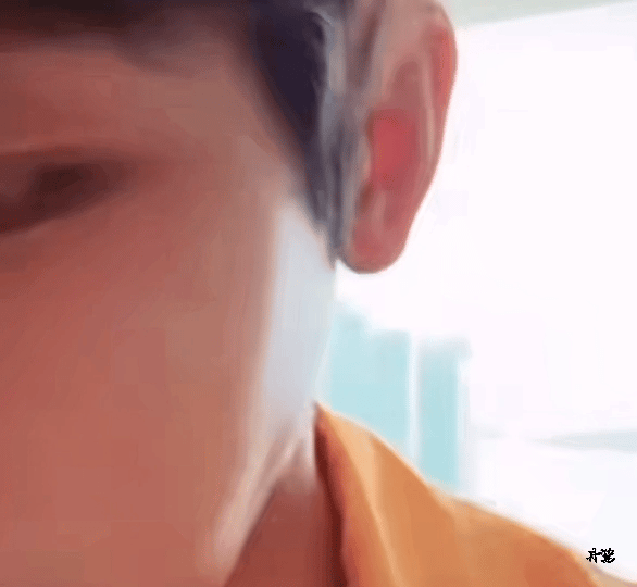 UCsADI.gif
