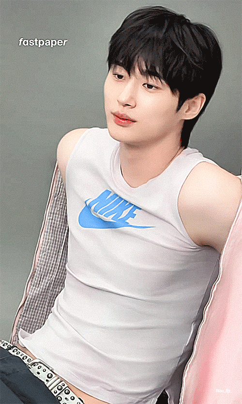 UEAHCn.gif