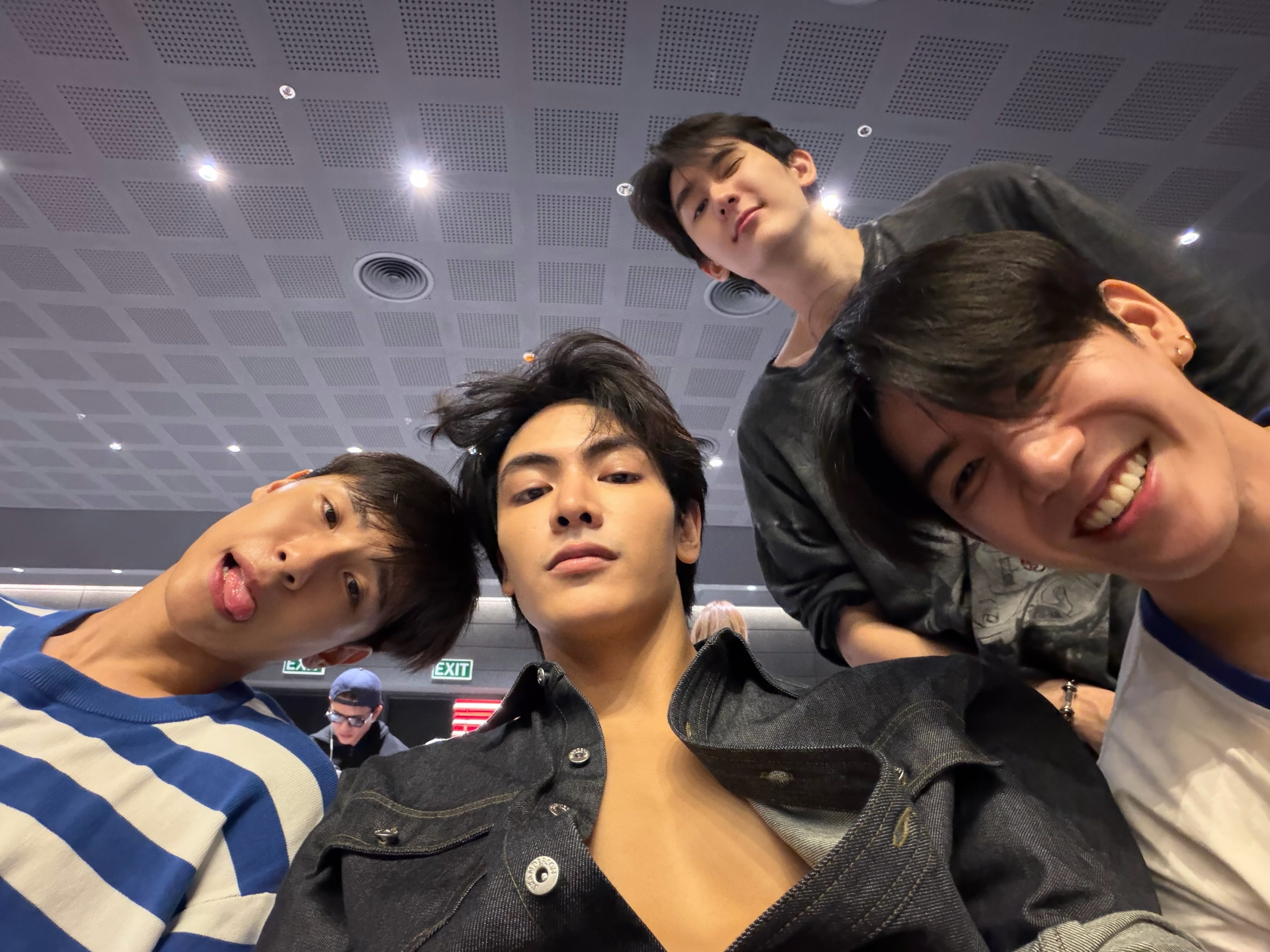UPwAnZ