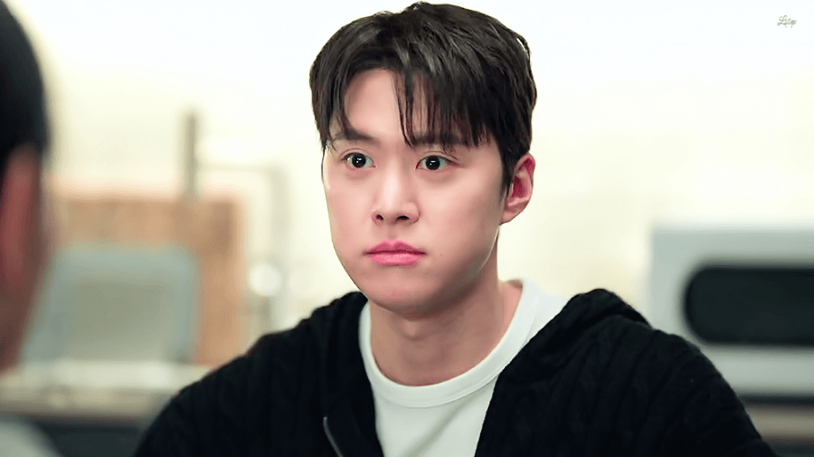 UUKwUE.gif