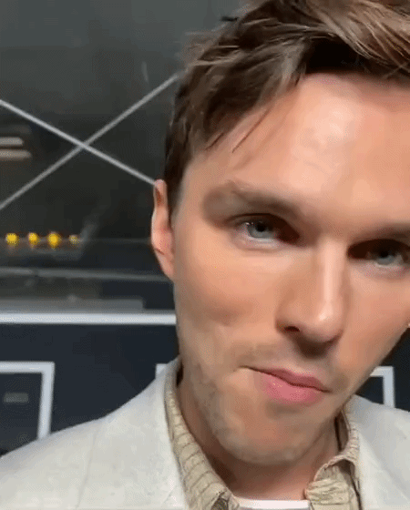 UihkOA.gif