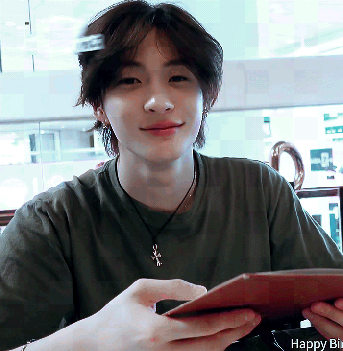 UkIOYf.gif