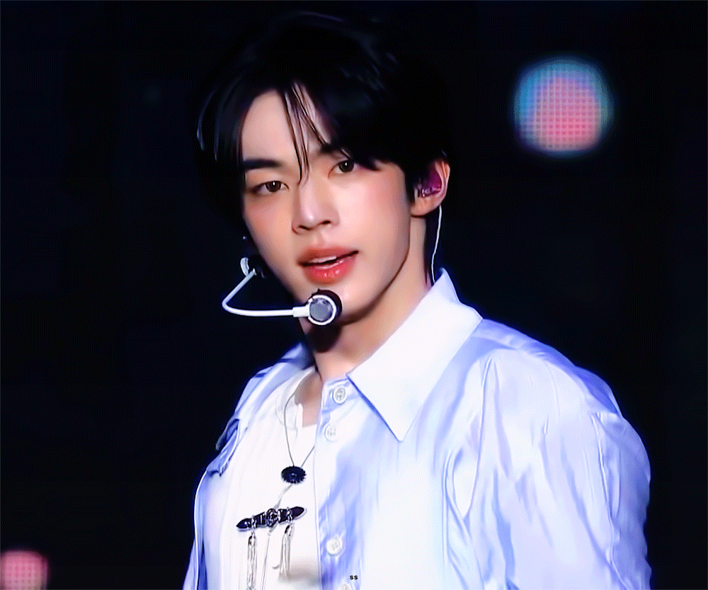 UmENAA.gif