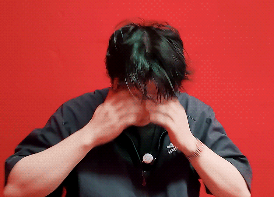 UndzBE.gif