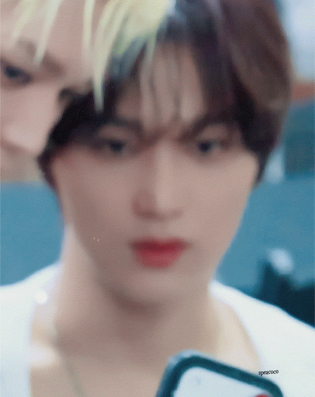 UqBMvZ.gif