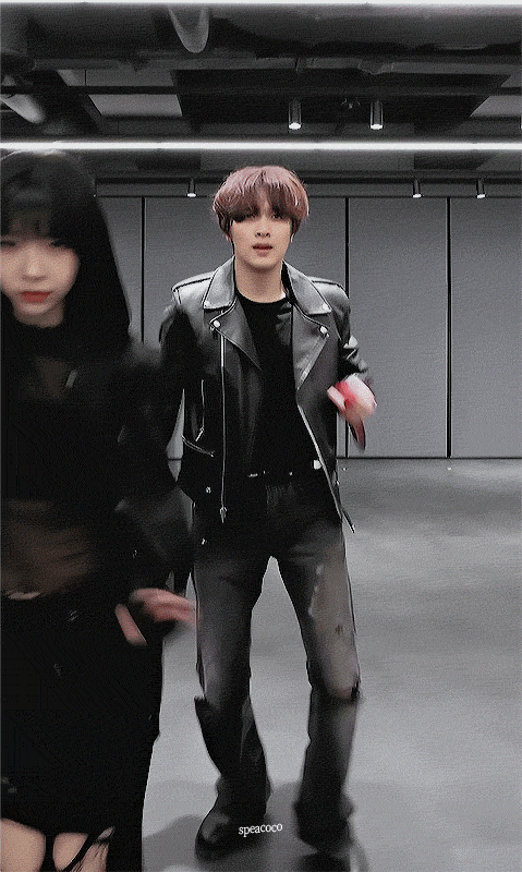 VTKyYC.gif